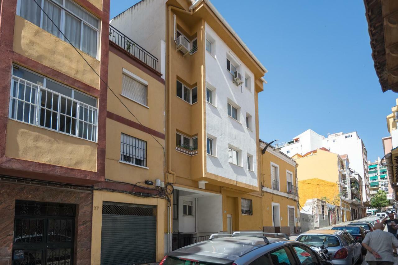 Ventura Rodriguez 39 * Malaga
